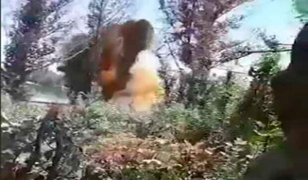 Террористы «Талибана» взорвали HMMWV афганской армии – видео
