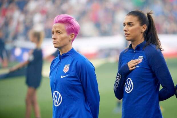 uswnt national anthem