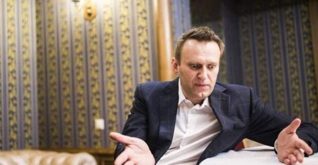 Нож в спину: Ходорковский признал, что Навальный уже не торт Нож в спину: Ходорковский признал, что Навальный уже не торт