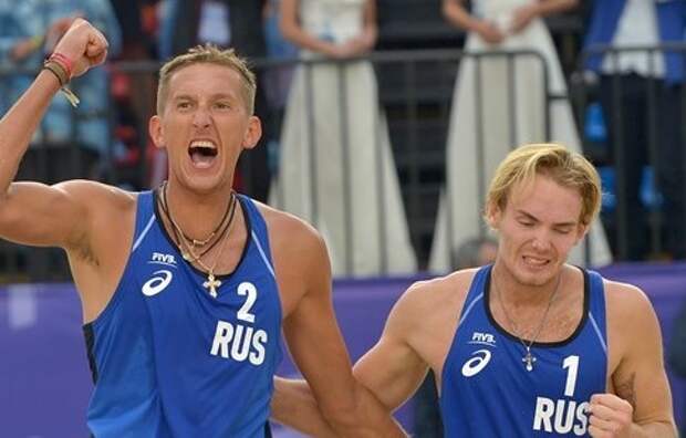 Россияне Семёнов и Лешуков вышли в 1/8 финала ЧМ по пляжному волейболу