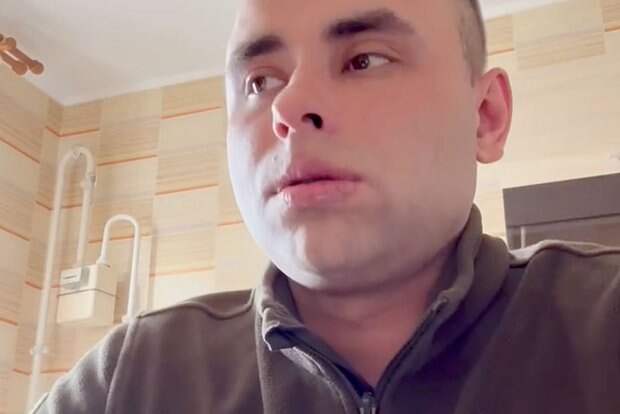 Записавший предсмертное видео блогер-летчик Воевода оказался жив. Бывшие соратники утверждают, что он звонит им с требованиями