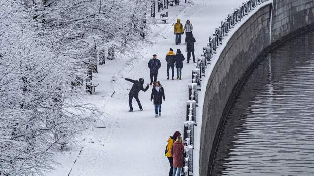 Зима на носу: на Москву идет снежный циклон «Каэтано»