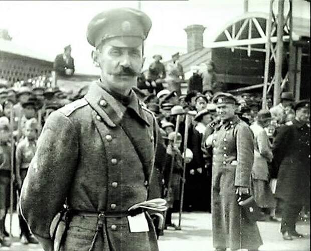 Лидер ижевцев, генерал Молчанов 26 мая 1922&nbsp;г., Владивосток. <br>
