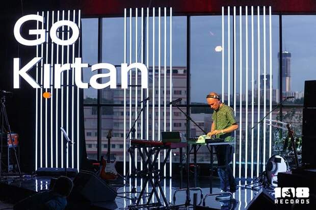Мантры и MTV: первый onlive-концерт GoKirtan!