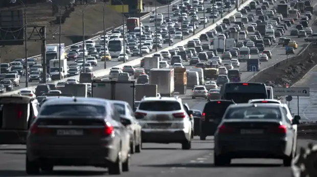 Автоэксперт Субботин объяснил популярность машин белого цвета среди россиян