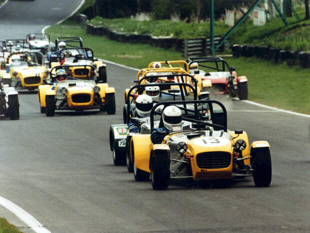 Тест-драйв 527 ShortCut, плода любви идей Lotus и техники Lada. Фото 1