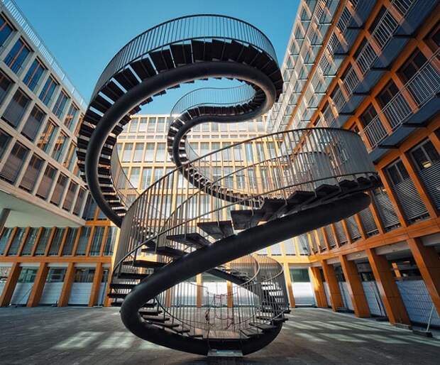 Фотография: Эти необычные лестницы №32 - BigPicture.ru