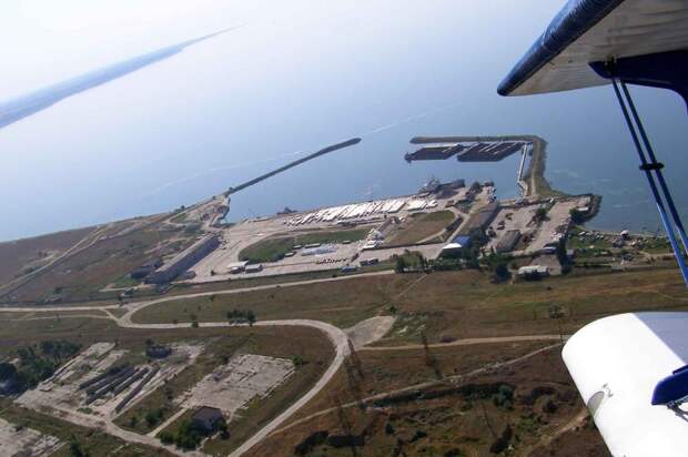 За что Украина лишилась Азовского и может лишиться Черного моря
