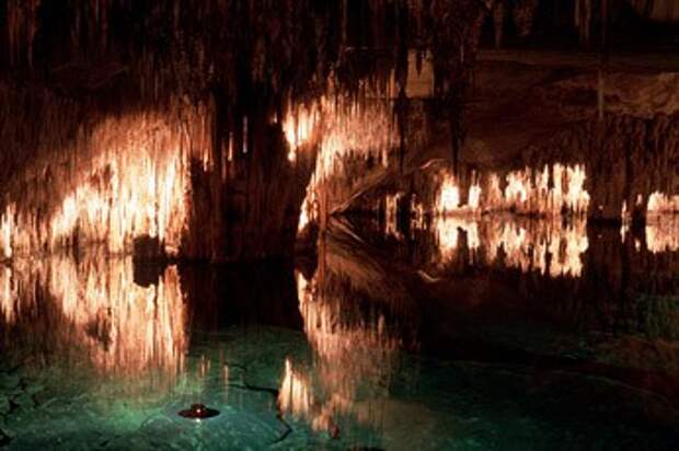 10 самых впечатляющих пещер мира