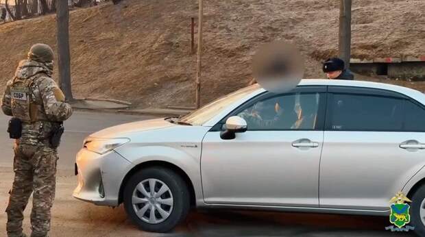 Полиция Владивостока после Ураза-байрама взялась за нелегальных таксистов-мигрантов