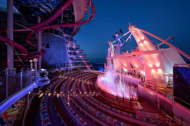 worlds-largest-passenger-ship-harmony-of-the-seas-royal-caribbean-6