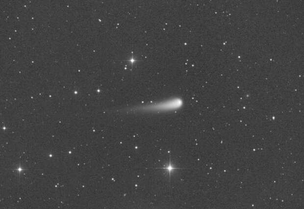 Комета Цучиньшань-ATLAS: яркое зрелище в вечернем небе