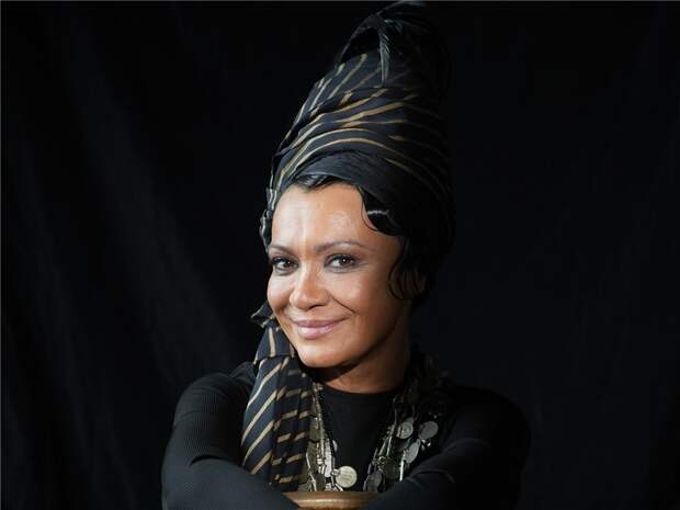 Лера Гехнер: «Пятьдесят пять кругов солнца»