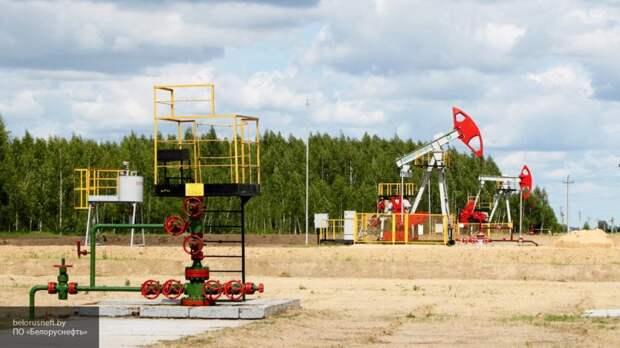 Политолог уверен, что транзит нефти из Казахстана в Белоруссию возможен только через РФ