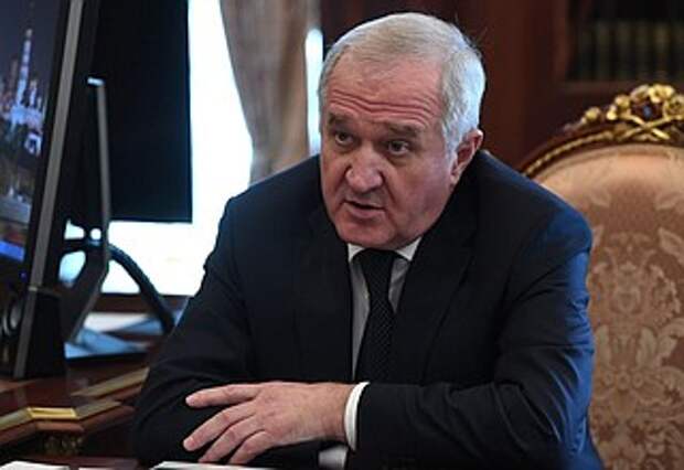 Руководитель Федеральной таможенной службы Владимир Булавин.