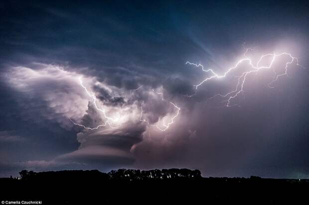 Лучшие работы конкурса фотографий погодных явлений Weather Photographer of the Year 2016