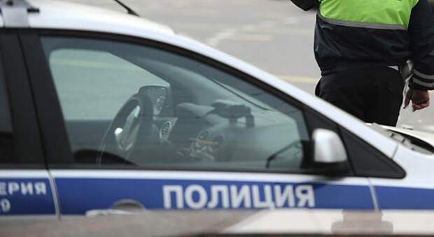 Очевидцы: Три авто столкнулись на трамвайных путях на востоке Москвы