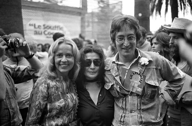 Jeanne MOREAU, Yoko ONO, John LENNON - 1971 (673x445, 95Kb)