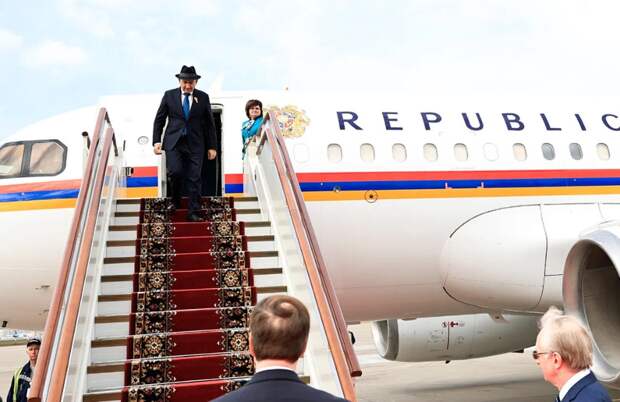 Непростой разговор Пашиняна и Путина в Кремле: упрёк по ОДКБ и выпад по соцсетям