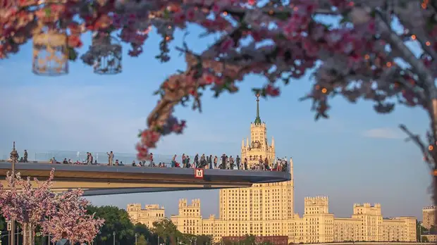 Синоптик Шувалов рассказал о погоде на майских праздниках в Москве