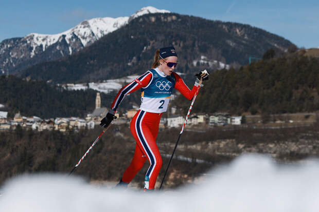 Норвежская лыжница Ларсен назвала идиотизмом масс-старт на 50 км на Олимпиаде
