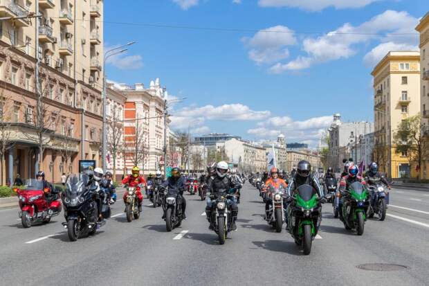 Ленинградский проспект и Ходынский бульвар перекроют на время проезда мотоколонны
