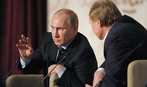 Путин и тени: что показывают ритуальные встречи с первым лицом