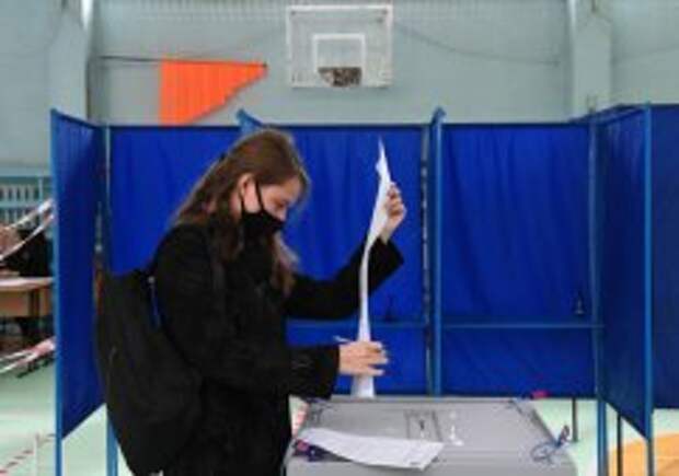 Явка на выборах в Госдуму по всей России составила 35,69% на 10:00 мск 19 сентября