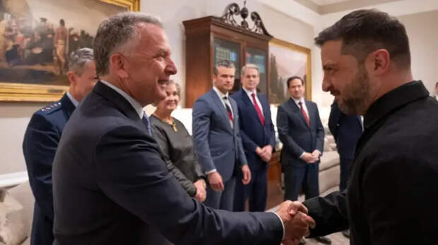 «Резидент»: Зеленский получил очередной ультиматум США по плану Трампа