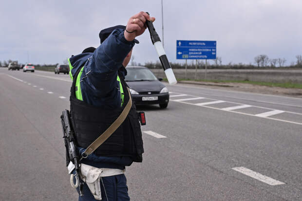 Инспекторам ГИБДД упростят оформление нарушителей