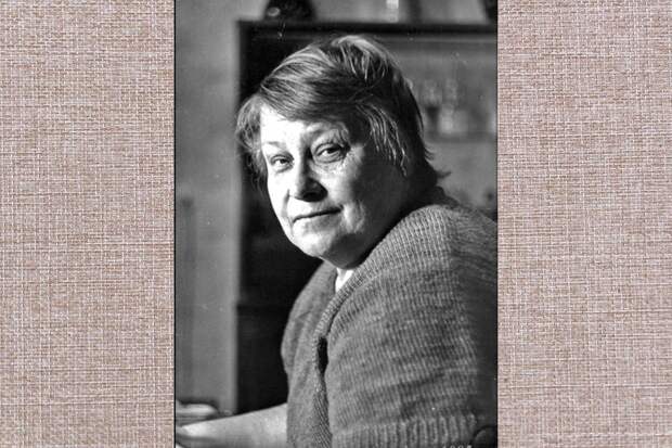 97 лет назад родилась художница, воспитавшая поколения орловских графиков