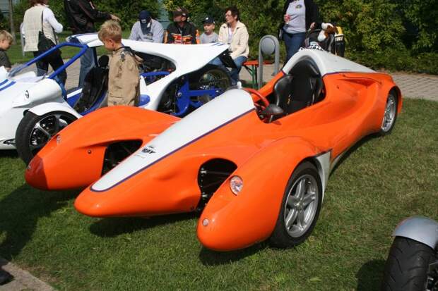 Colani Street-Ray (2006). Автомобиль с идеальной управляемостью, как характеризовал его сам создатель. Луиджи Колани, автодизайн, автодизайнер