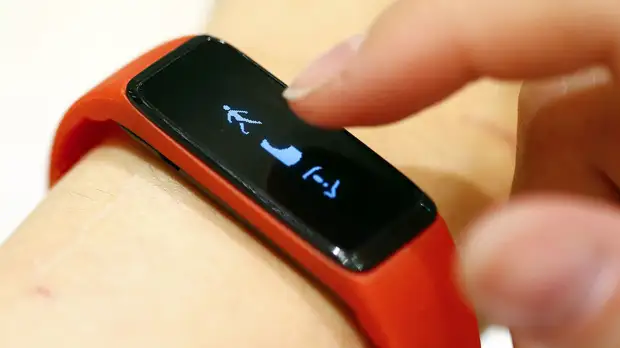 Диетолог оценила пользу фитнес-браслетов