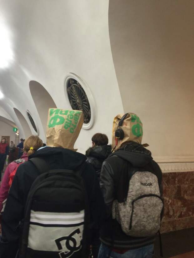 Странные пассажиры из российского метрополитена