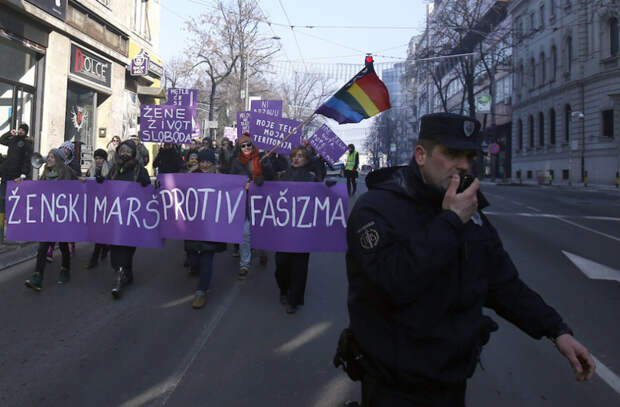 23. Белград, Сербия Трамп, демонстрация, протестные настроения, сша, феминизм
