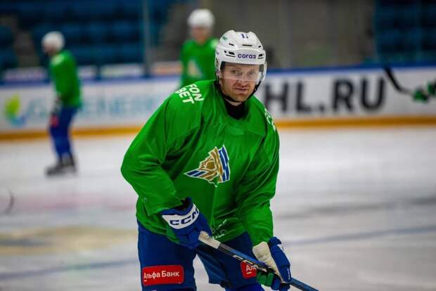 Защитник «Салавата Юлаева» Григорий Панин рассказал о звездной болезни в молодости