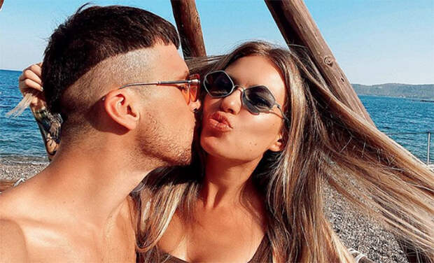 Рита Дакота смогла вернуться в Россию после инцидента с положительным тестом на коронавирус в Турции