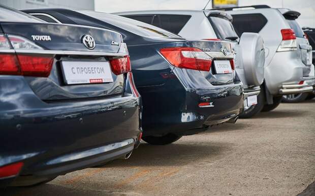 Почему россияне массово берут в лизинг неновые машины