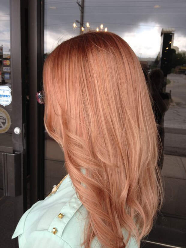 Оттенок волос розовое золото