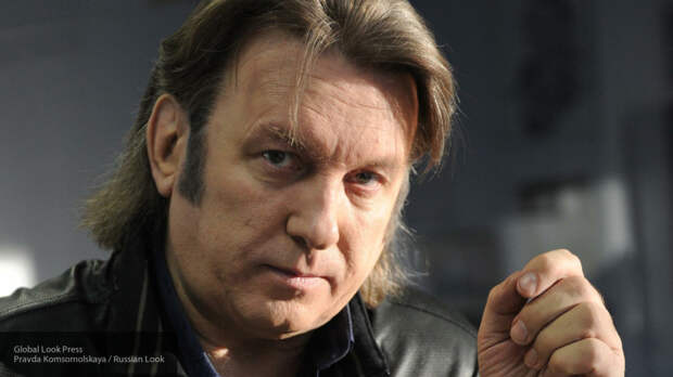 Юрий Лоза назвал Алексея Лебединского"отставным музыкантом, сбежавшим в Америку"