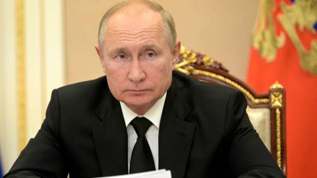 Путин поручил регионам России обеспечить граждан возможностью вызвать врача через портал «Госуслуги»