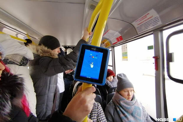 В Омске валидаторы стали устанавливать на автобусы 109-го маршрута