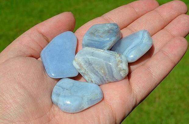 Голубой Агат — облачный камень для спокойствия и выдержки | Агат ...
