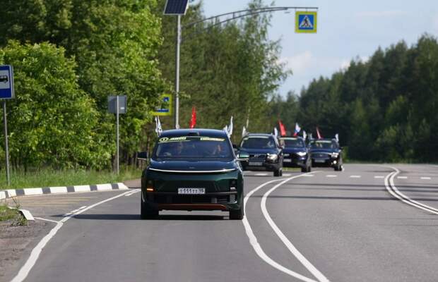 Депутаты выехали из Петербурга в Мурманск — стартовала акция «Дорогами Победы»