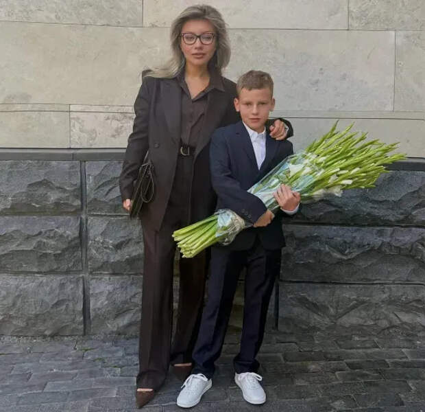 Надежда Стрелец с сыном