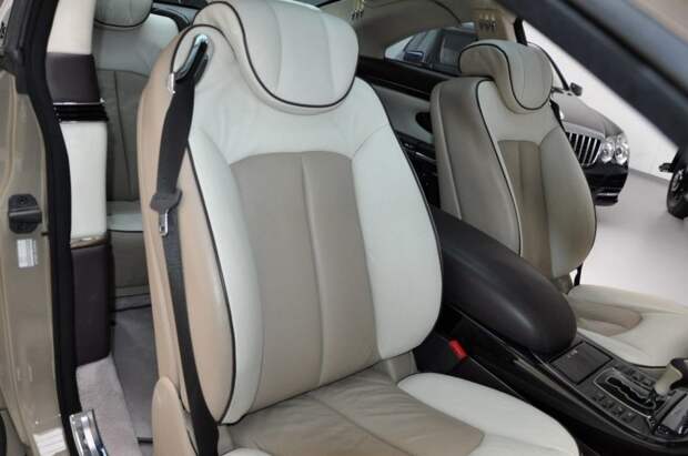 Эксклюзивный Maybach, который якобы делали для ливийского революционера, выставили на продажу