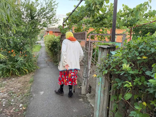 «Мозг воспринимает это как удар»: взрослые дети, перестаньте делать это с матерью — она не скажет, но внутри умирает