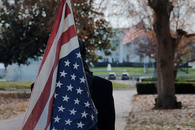 Недоверие тормозит переговоры между США и Ираном — политолог