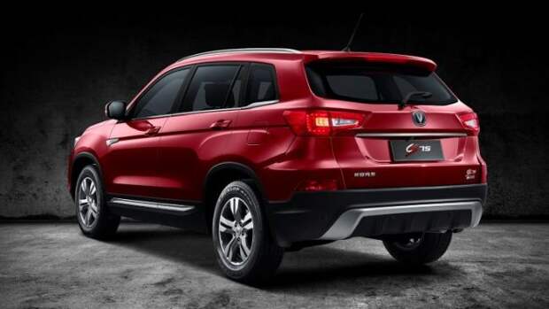 Changan привезет в Россию кроссовер CS75