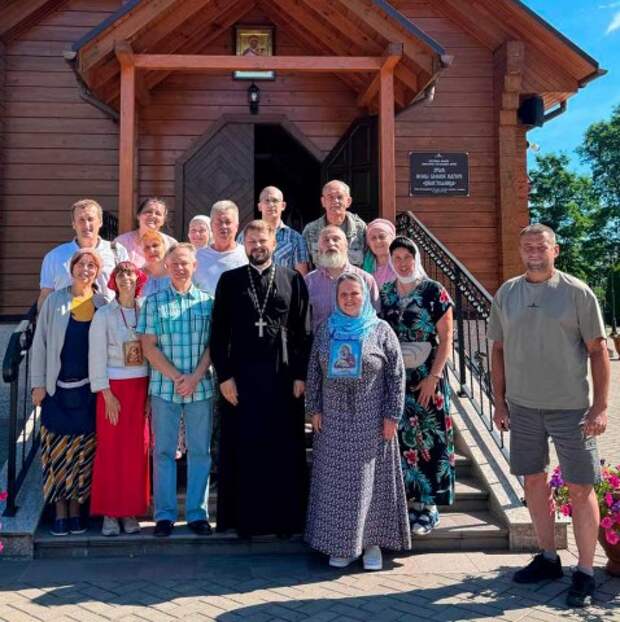 Представители Бобруйской епархии примут участие в четвертом ежегодном Всебелорусском крестном ходе ´Жировичи - Минск´.